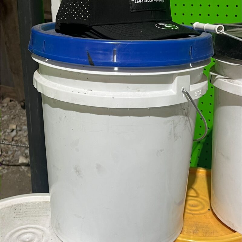 Traffic Marking Paint BLUE 5 gal